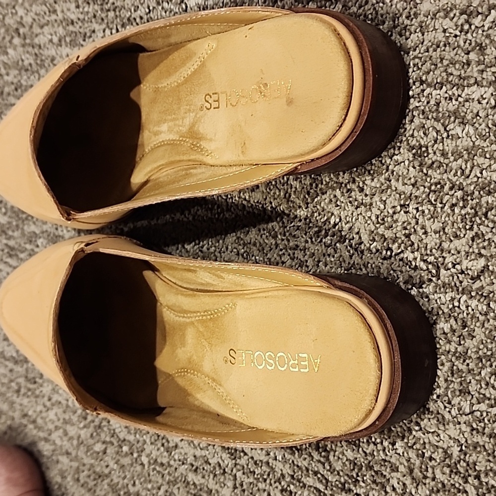 Aerisoles east wing tan leather upper slip ons size 8M balance man made - Picture 4 of 12